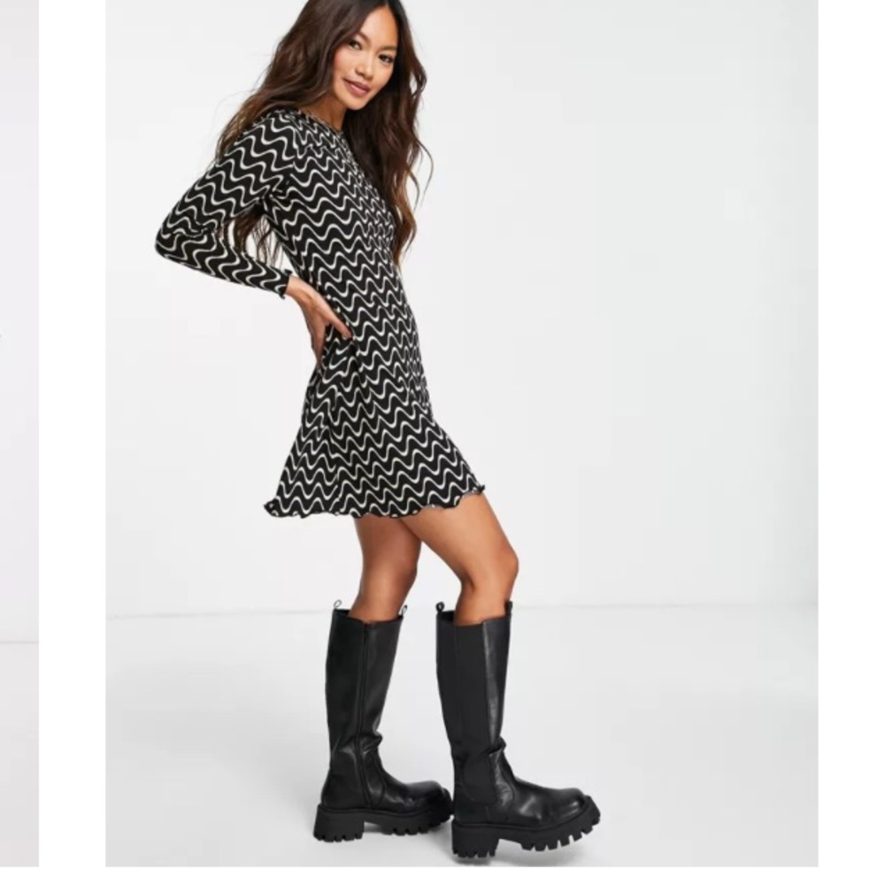 NWT Stradivarius long sleeve mini dress